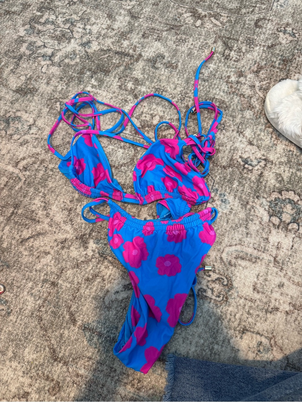 Beginning Boutique Women’s Blue & Pink Floral One-Piece Swimsuit